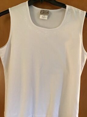 White Sleeveless Tank Top